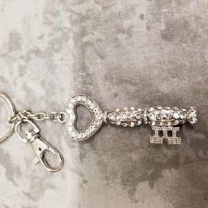 New Simply Radiant Crystal Heart Key - Keyring